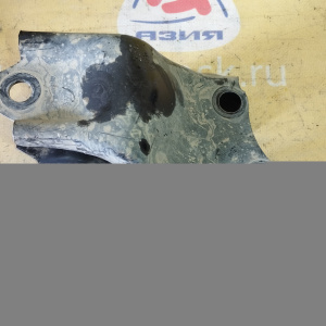 Крепление подушки ДВС Mazda FP/FS Premacy CP8W 2WD a/t зад. ( акпп 1 поддон ) R