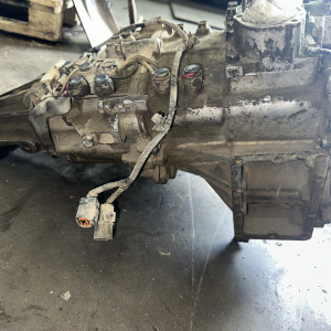 Раздатка Mitsubishi 4D56U L200 KB4T m/t SUPER SELECT