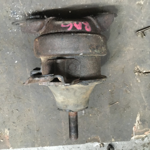 Подушка двигателя Honda F23A RA6 перед, лев