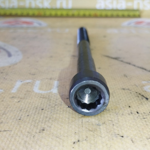 Болт ГБЦ Toyota 1AZ-FE RAV4 ACA21 цена за 1 шт. длинна рабочая 161 мм. с шляпкой 175 мм. L