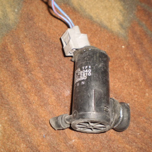 Мотор омывателя Toyota ST190 (1 выход) 85330-28040