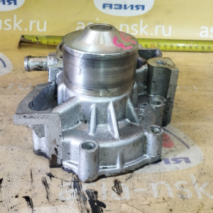 Помпа Subaru EJ203/EJ252/EJ253/EJ25/EJ20X Forester SG9 термостат в сторону радиатора