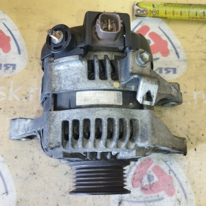 Генератор Toyota 1ZZ/3ZZ Corolla ZZE141/ZZE142 4 конт. пластиковая крышка ( IG/S/L/M ) 27060-0D250 / TG104210-9200