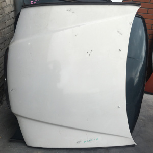 Капот TOYOTA Mark II GX100 h/t с решеткой (дефект)