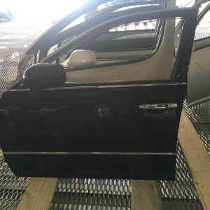 Дверь боковая Toyota Crown GRS180 перед, лев (цена за голое железо)