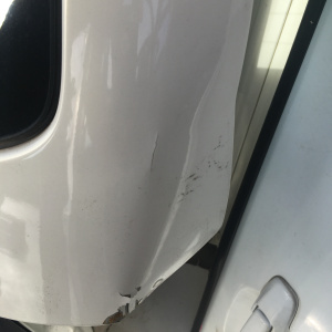 Дверь задняя TOYOTA Harrier MCU10 дефект вст.48-7