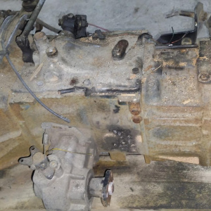МКПП Nissan ED33 Atlas MH40-041733 2WD 5 ст.С ДЕЛИТЕЛЕМ БЕЗ ВОМ