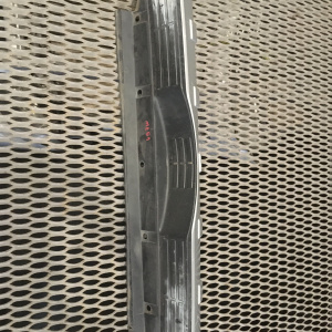 Бампер MITSUBISHI Pajero V93W '2006-2012 зад 6410A186