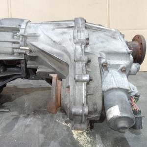 Раздатка Jeep EZB Grand Cherokee WH/WK '2005 5.7L V8 245J P52105703AA с сервоприводом