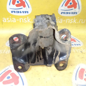 Подушка двигателя Jeep EZB Grand Cherokee WH/WK '2005 5.7L V8 перед, лев 52090305AD