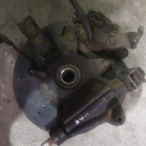 Ступица Mazda CPEW Premacy зад, лев 4WD ABS диск .