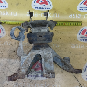 Подушка двигателя Toyota 2UZ-FE Tundra UCK35 + КРЕПЛЕНИЕ 12315-50090 перед, лев 12361-50133