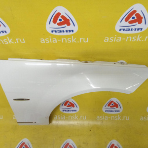 Крыло Mercedes C-Class W204 перед, прав белое A2048800218 A2048801418