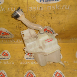 Бачок омывателя Toyota ACR50/GSR55 Estima (с горловиной)
