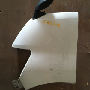 Крыло Toyota Town Ace S402M перед, лев с зеркалом