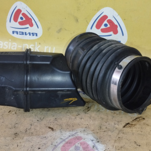 Гофра впускного коллектора Nissan VQ35 Murano Z51 резиновая. на заслонку БЕЗ ТРЕЩИН ( 1AA0B ) 165761AA0A / 165761AA1A