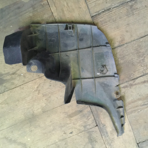 Подкрылок Toyota Vitz NCP10 зад, лев 52592-52010/20