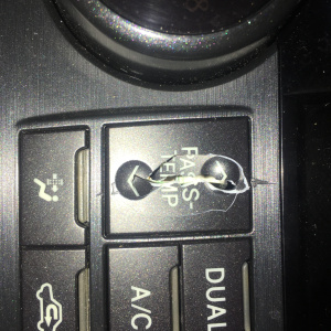 Климат-контроль Toyota ANA10 Mark X Zio 55900-72020