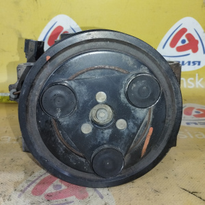 Компрессор кондиционера Nissan YD25-DDTI Navara D40 '2006-2010 ДЕФЕКТ ПОСАДКИ ТРУБКИ 92600-EB40E