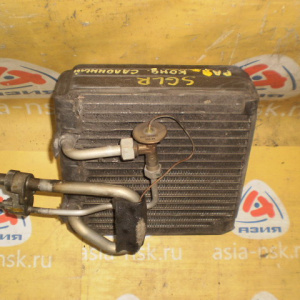 Радиатор кондиционера Mazda SGLR Bongo Friendee (Салонный)