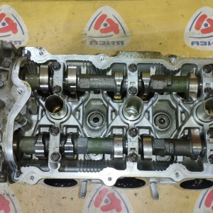 Головка блока Nissan VQ35-HR/VQ35-DE Z33/Y50/S51/V36/Y51/Z51/J32/R52/E52 '11.2006- право + муфты  от VQ35-HR R ( R-JA1 ) 11040JA10A