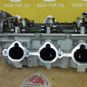 Головка блока Nissan VQ35-HR/VQ35-DE Z33/Y50/S51/V36/Y51/Z51/J32/R52/E52 '11.2006- право + муфты  от VQ35-HR R ( R-JA1 ) 11040JA10A