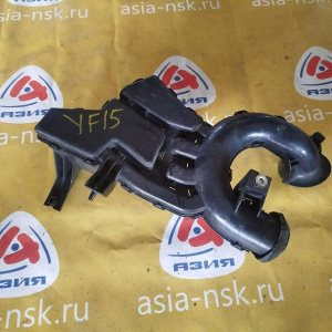 Воздухозаборник Nissan Juke YF15 17751 70050