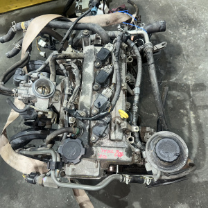Двигатель Toyota 1SZ-FE-0005392 БЕЗ ГЕНЕРАТОРА ,ДЕФЕКТ ЛОБОВИНЫ ,ПРОБЕГ 102 Т КМ Vitz/Platz SCP10-3032692 '2001-