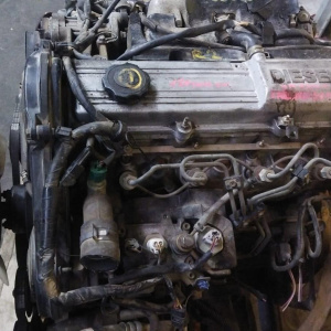 Двигатель Mazda/Nissan R2-E-893995 2WD БЕЗ ГЕНЕРАТОРА Bongo#Vanette SK22MN