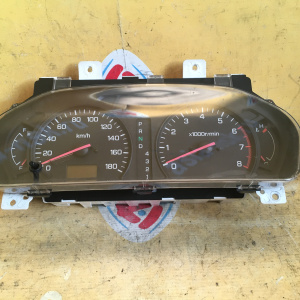 Панель приборов Mitsubishi Chariot Grandis N94W MR366956