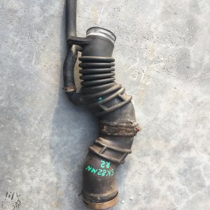 Гофра впускного коллектора Mazda R2 Bongo SK82MN