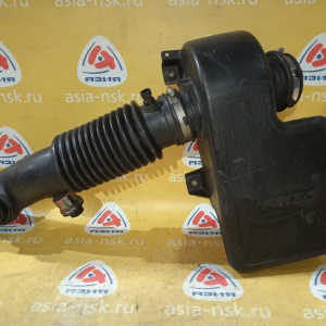 Патрубок воздушного фильтра Chevrolet Vortec 4200/LL8 TrailBlazer GMT360/KC '2002 гофра с датчиком температуры, индикатором, резонатором 15181115