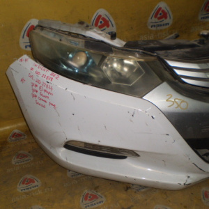 Ноускат Honda Insight ZE2 '2009-2011 a/t Дефект соска радиатора Дефект бампера Дефект L фары ф.100-22878 xenon сиг.210-22874