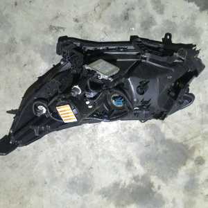 Фара Honda W0201 прав CR-V RM4 ксенон