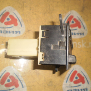 Климат-контроль Toyota ST190/ST210 Caldina/Corona Premio Дефект крепления 88650-2B510