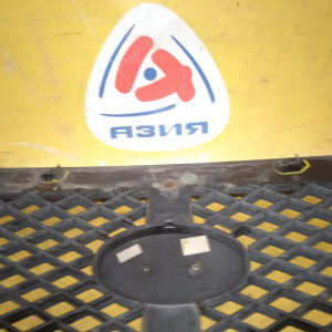 Решетка радиатора Hyundai Terracan HP/EF '2004- (дефект креплений) 86252-H1060