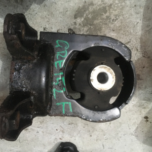 Подушка двигателя Toyota 2GR-FE Blade GRE152 F