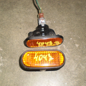 Повторитель в крыло Honda 4043 Odyssey RA6 Жёлтый