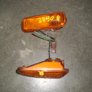 Повторитель в крыло Honda 3890 Avancier TA1 прав Оранжевый корпус