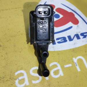 Клапан вакуумный Mazda K5T48298 / KLG5 Demio DW3W B3