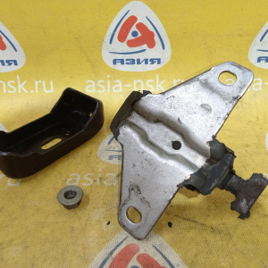 Подушка двигателя Volkswagen CNE/CSH Amarok '2016 2.0L TDI 2H0199256A