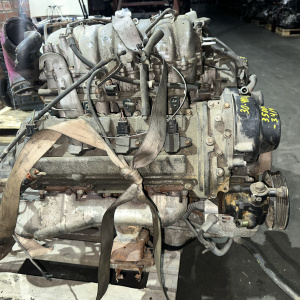 Двигатель Toyota 2UZ-FE-215451 БЕЗ НАВЕСНОГО Tundra/Land Cruiser