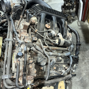 Двигатель Nissan VQ40-202351A БЕЗ КОНДЁРА Pathfinder/Xterra R51