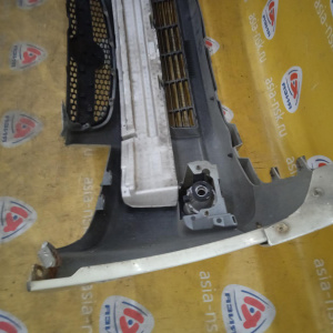 Бампер Chevrolet Epica V250 перед Holden решётка, туманки линз., фартук 96633961