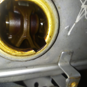 Двигатель Mitsubishi 4G64-HT9515 2WD/4WD 16 VALVE Airtrek/Outlander CU