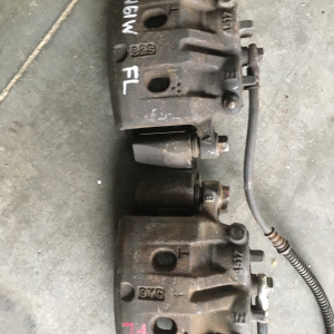 Суппорт Mitsubishi N61W/N74W/N84W/N94W RVR/Chariot Grandis перед, лев 4517
