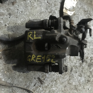 Суппорт Toyota GRE152 Blade зад, лев