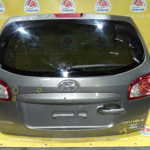 Дверь задняя Hyundai Santa Fe CM/BM '2009 фонари рест. (вмятины, трещины на фонаре справа)