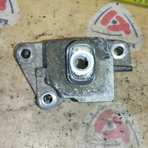 Крепление подушки ДВС Nissan QR25 X-Trail T31 4WD m/t БЕЗ БОЛТА перед, лев RN4 / 11253JG340