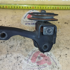 Натяжитель кондиционера Isuzu/Nissan 4HL1/4HF1 Elf NKR81 основной